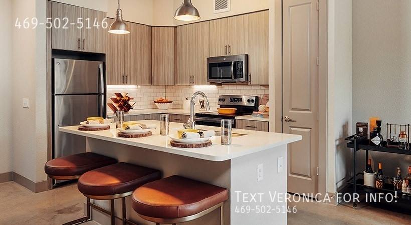 Apartment for rent at 3218 Gonzales St, Austin, TX 78702