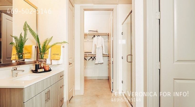 Apartment for rent at 3218 Gonzales St, Austin, TX 78702