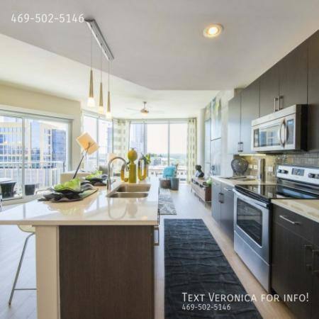 Apartment for rent at 615 W 7th St, Austin, TX 78701