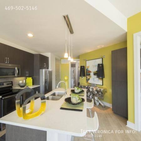Apartment for rent at 615 W 7th St, Austin, TX 78701
