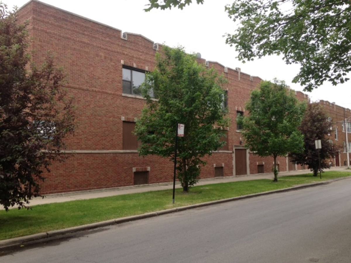 Apartment for rent at 6100-04 S Artesian Ave, Chicago, IL 60629