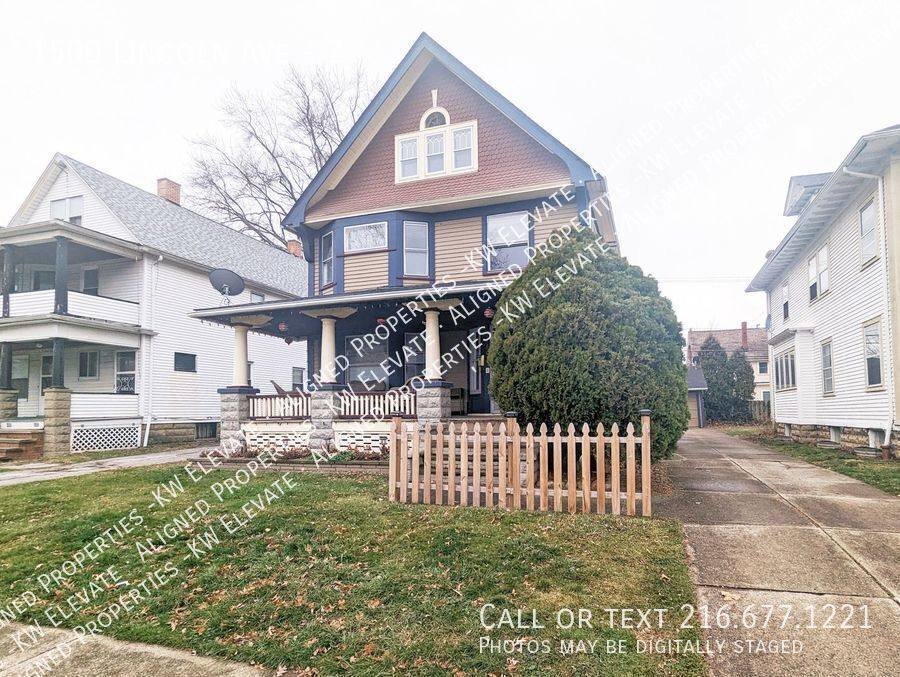 Apartment for rent at 1500 Lincoln Ave #2, Lakewood, OH 44107