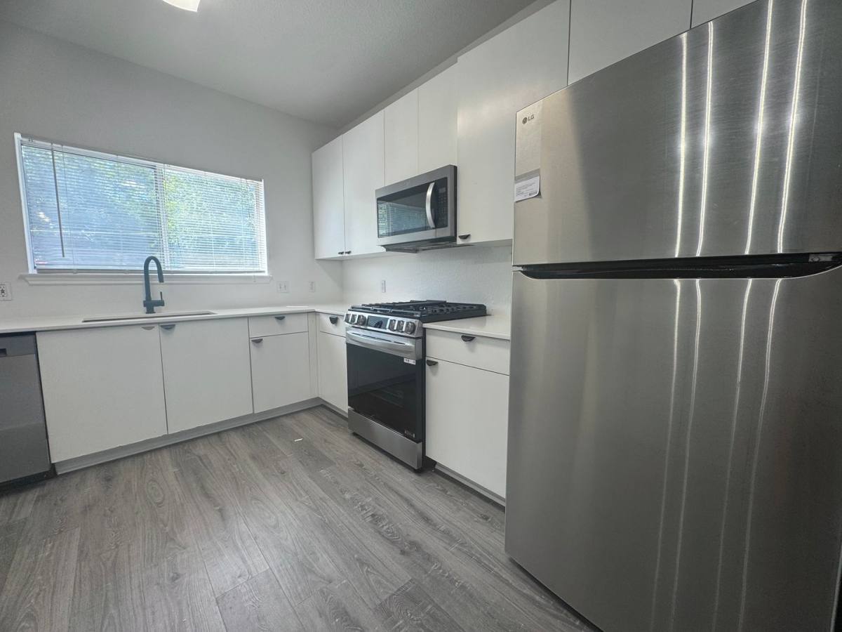 Townhouse for rent at 3410 Speedway, Austin, TX 78705