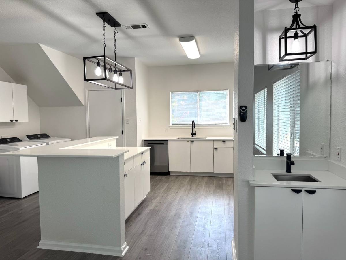 Townhouse for rent at 3410 Speedway, Austin, TX 78705