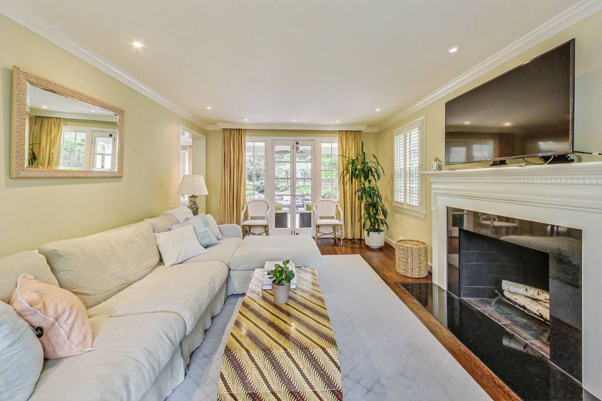 House for rent at 4831 Calvert St NW, Washington, DC 20007