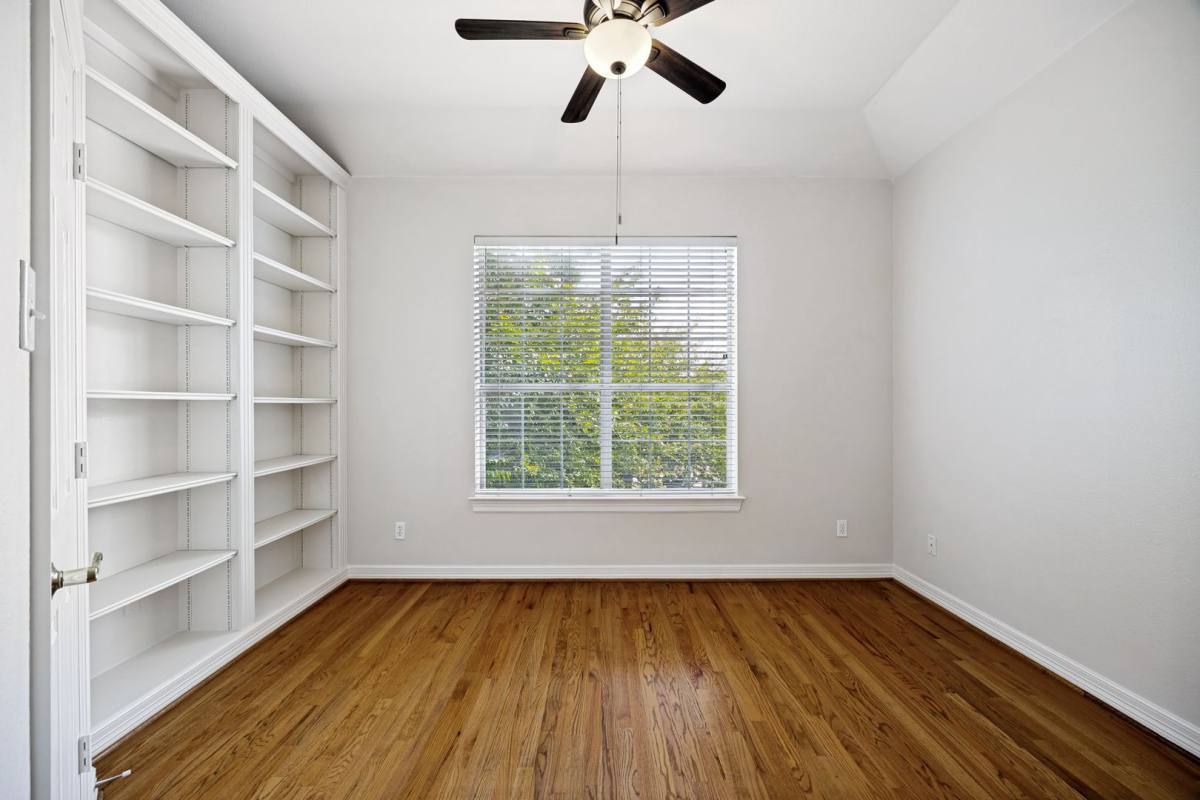 Townhouse for rent at 4134 Juliard Dr, Addison, TX 75001