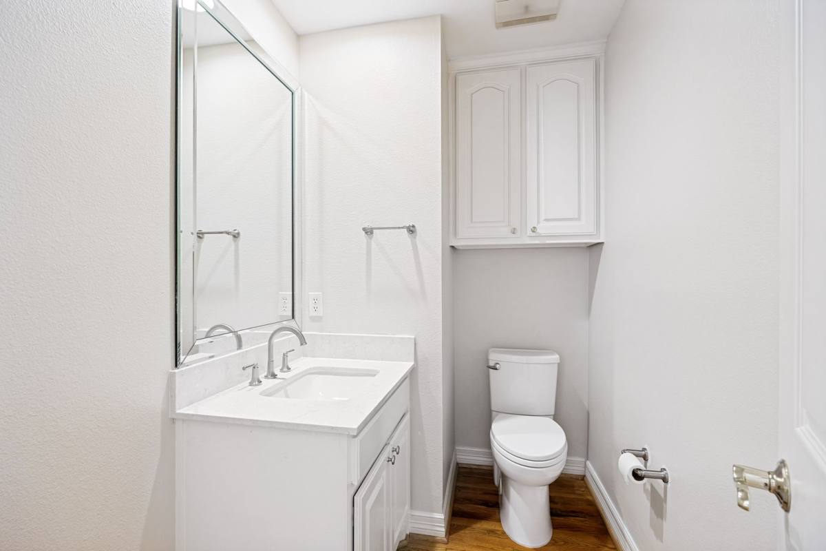 Townhouse for rent at 4134 Juliard Dr, Addison, TX 75001