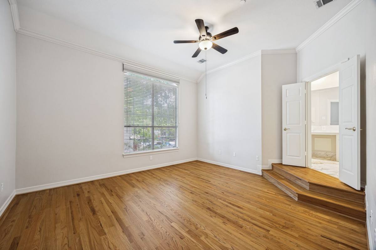 Townhouse for rent at 4134 Juliard Dr, Addison, TX 75001
