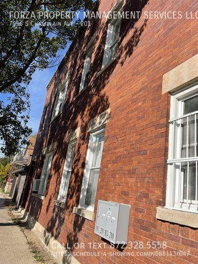 Apartment for rent at 7556 S Champlain Ave #201, Chicago, IL 60619