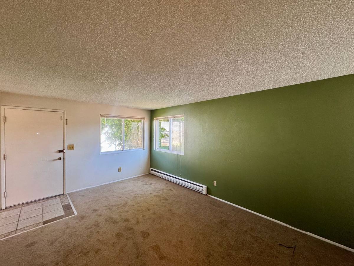 Apartment for rent at 129 27th Ave E, Seattle, WA 98112