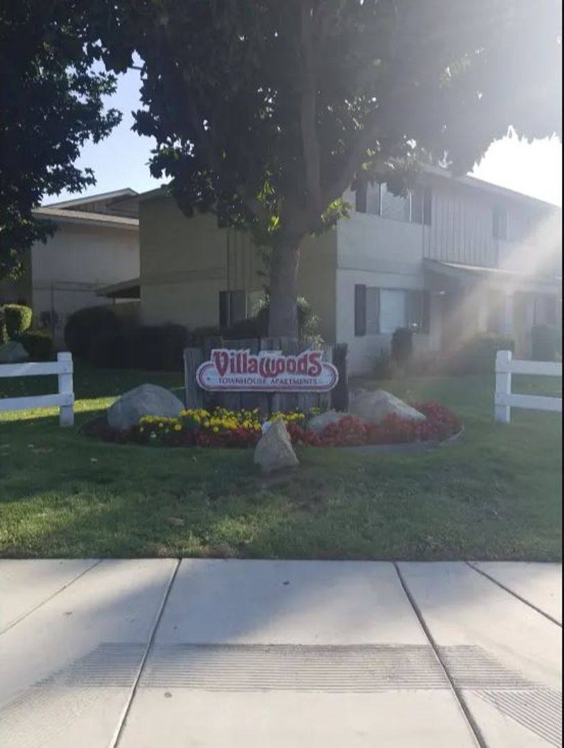 Townhouse for rent at 6300 Spice Way, Bakersfield, CA 93309