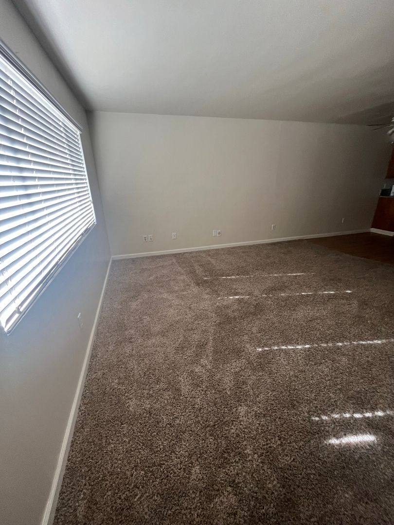 Townhouse for rent at 6300 Spice Way, Bakersfield, CA 93309
