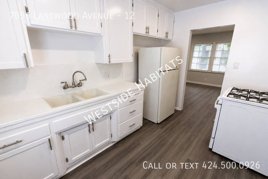 Apartment for rent at 7056 Lanewood Ave #12, Los Angeles, CA 90028