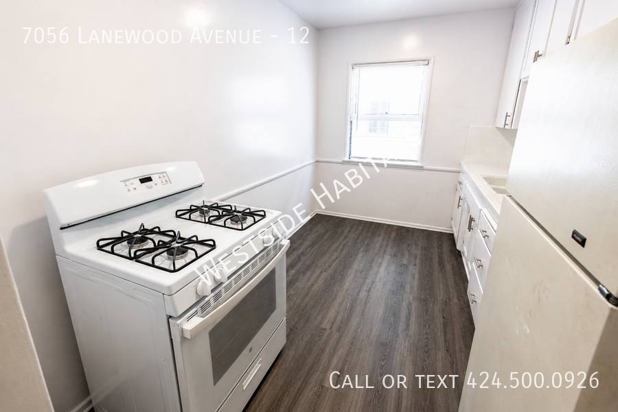 Apartment for rent at 7056 Lanewood Ave #12, Los Angeles, CA 90028