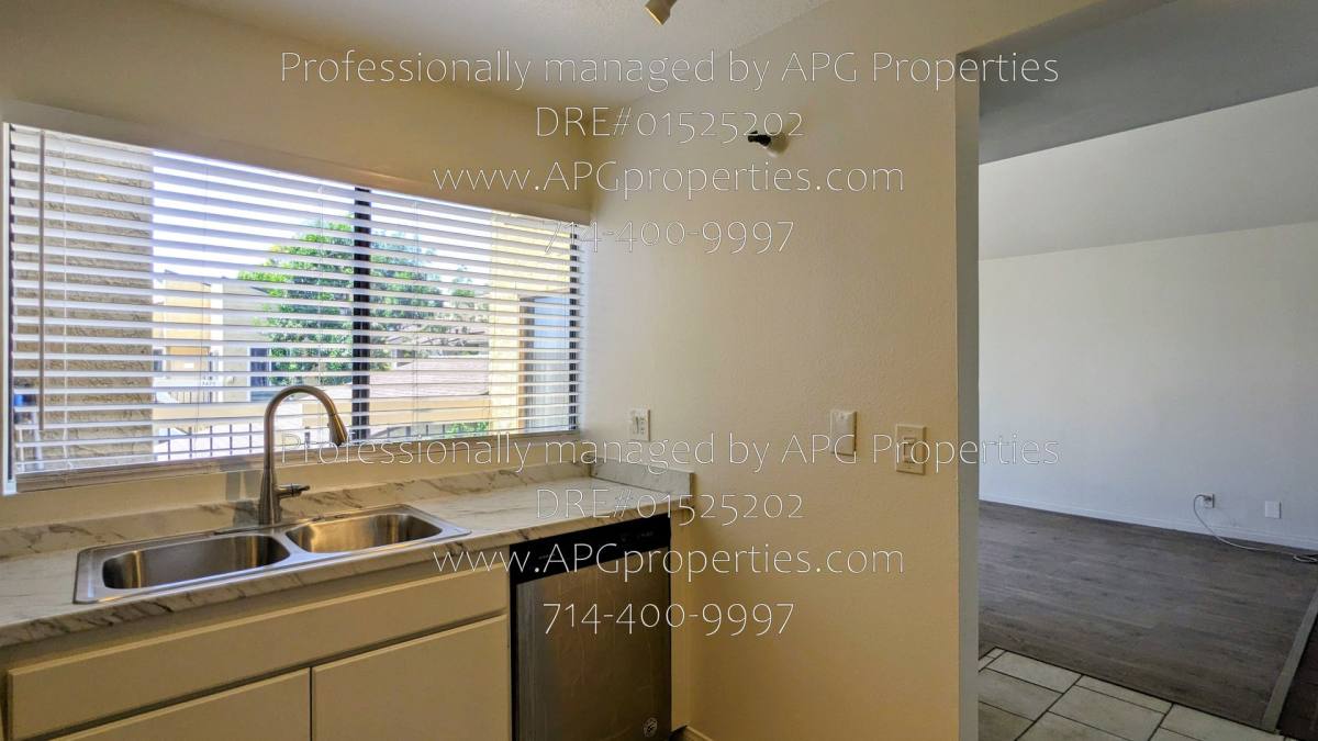 Condo for rent at 5477 Twin Lakes Dr, Cypress, CA 90630