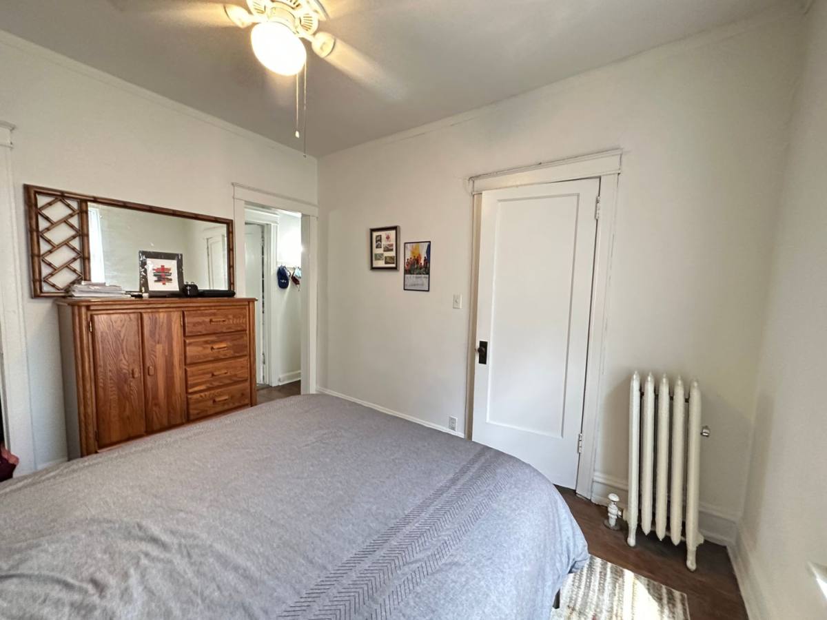 Apartment for rent at 714 W Waveland Ave, Chicago, IL 60613