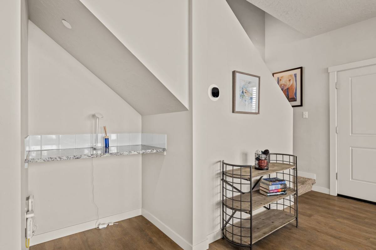 Townhouse for rent at 7356 N Lucy Rose Lane #101, Garden City, ID 83714