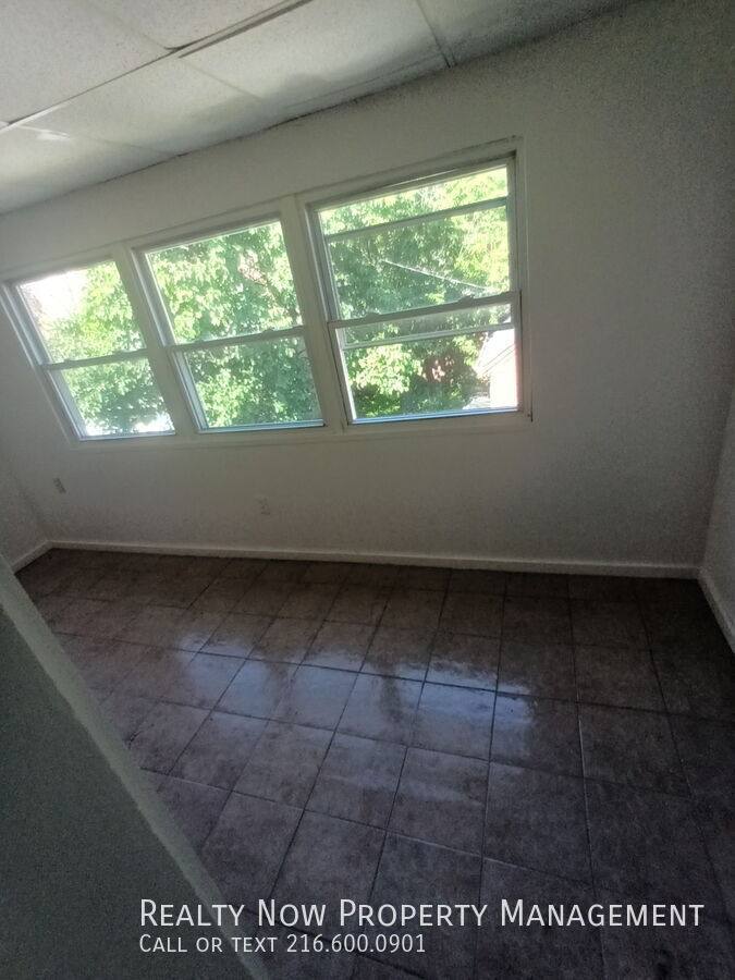 Apartment for rent at 3666 W 117th St - 2nd #2, Cleveland, OH 44111