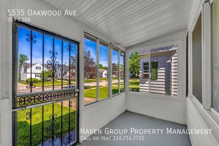 House for rent at 5535 Oakwood Ave, Maple Heights, OH 44137
