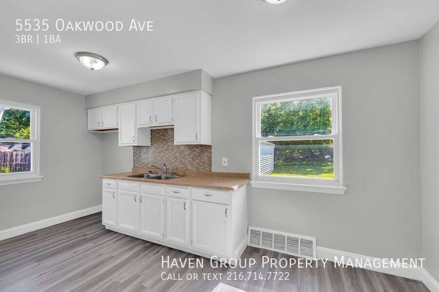 House for rent at 5535 Oakwood Ave, Maple Heights, OH 44137