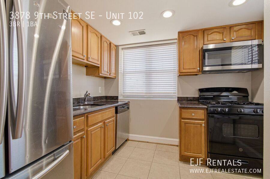 Apartment for rent at 3878 9th St SE #102, Washington, DC 20032