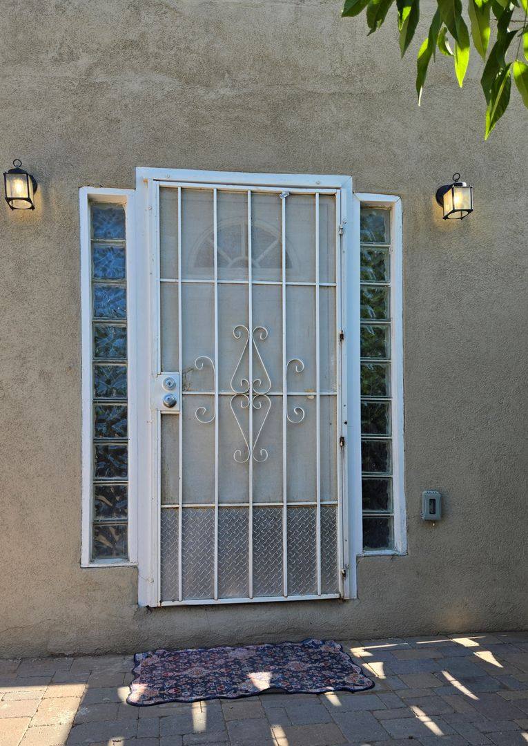 Townhouse for rent at 411 Manzano, Albuquerque, NM 87108