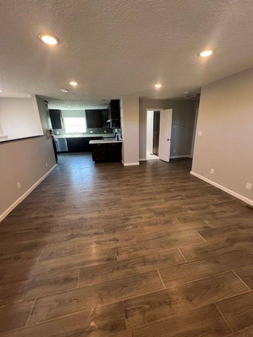 Townhouse for rent at 411 Manzano, Albuquerque, NM 87108