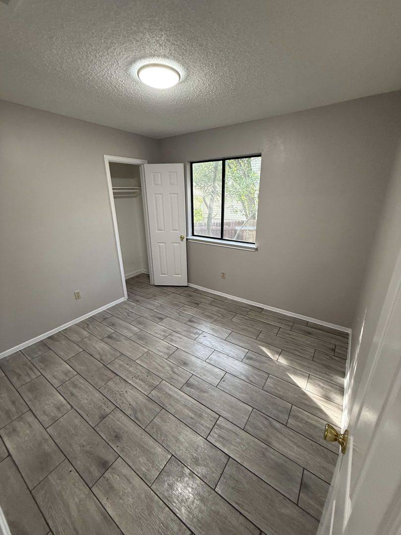 House for rent at 12058 Trotwood Dr, Austin, TX 78753