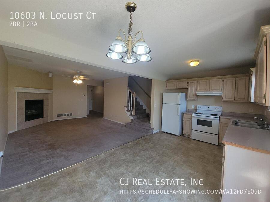 Townhouse for rent at 10603 N Locust Court, Kansas City, MO 64155