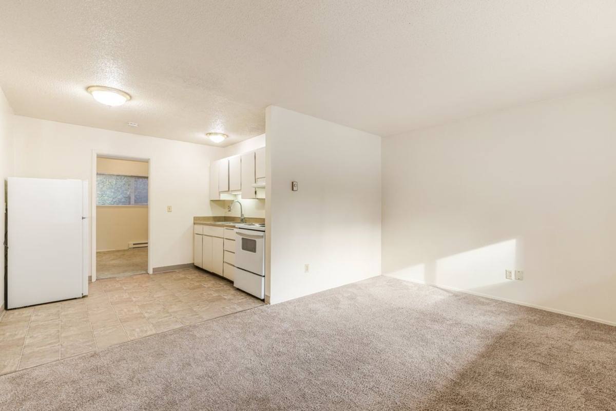 Apartment for rent at 1725 SW Multnomah, Portland, OR 97219