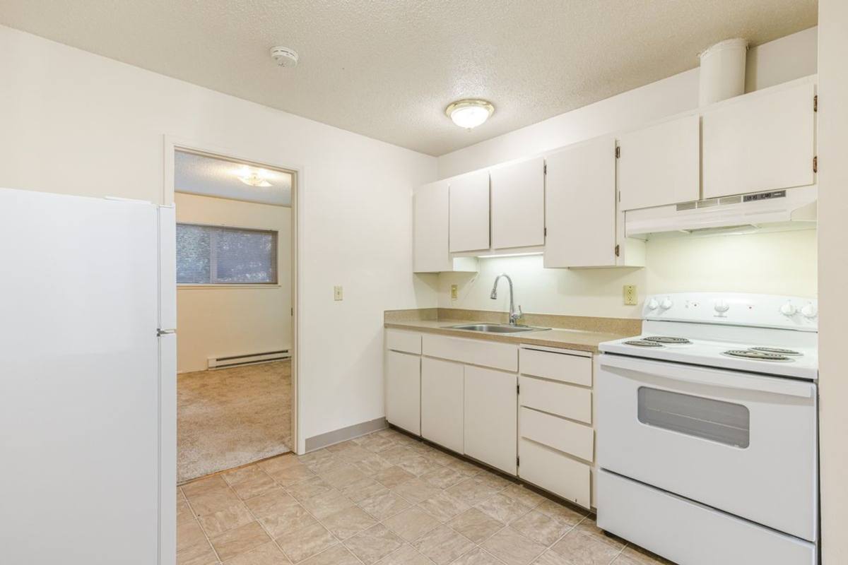 Apartment for rent at 1725 SW Multnomah, Portland, OR 97219