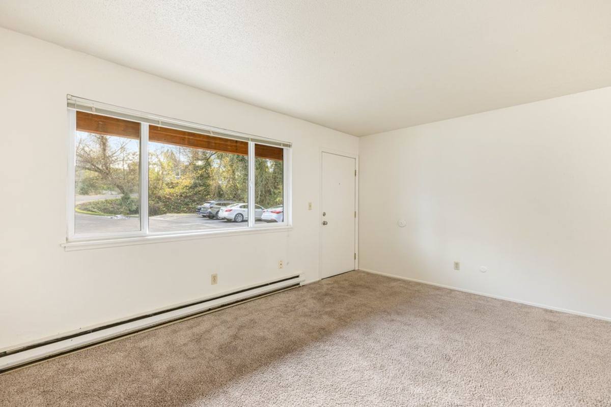 Apartment for rent at 1725 SW Multnomah, Portland, OR 97219