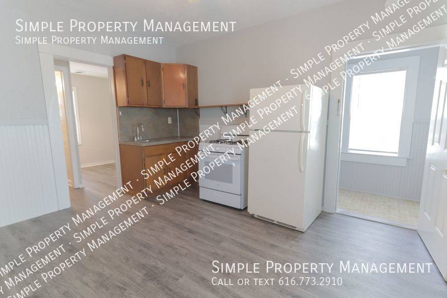 Apartment for rent at 242 Page St NE #2, Grand Rapids, MI 49505