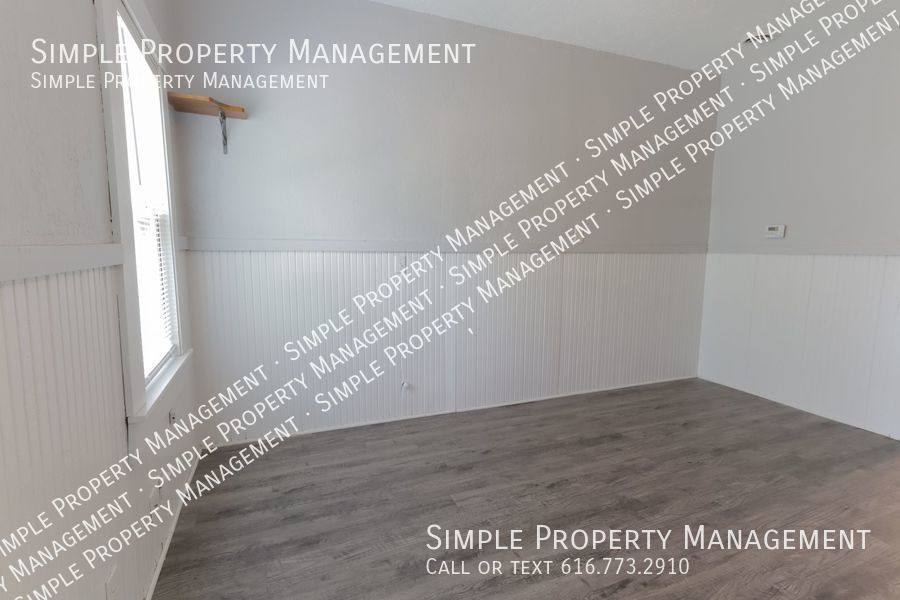 Apartment for rent at 242 Page St NE #2, Grand Rapids, MI 49505