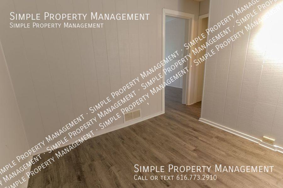 Apartment for rent at 242 Page St NE #2, Grand Rapids, MI 49505