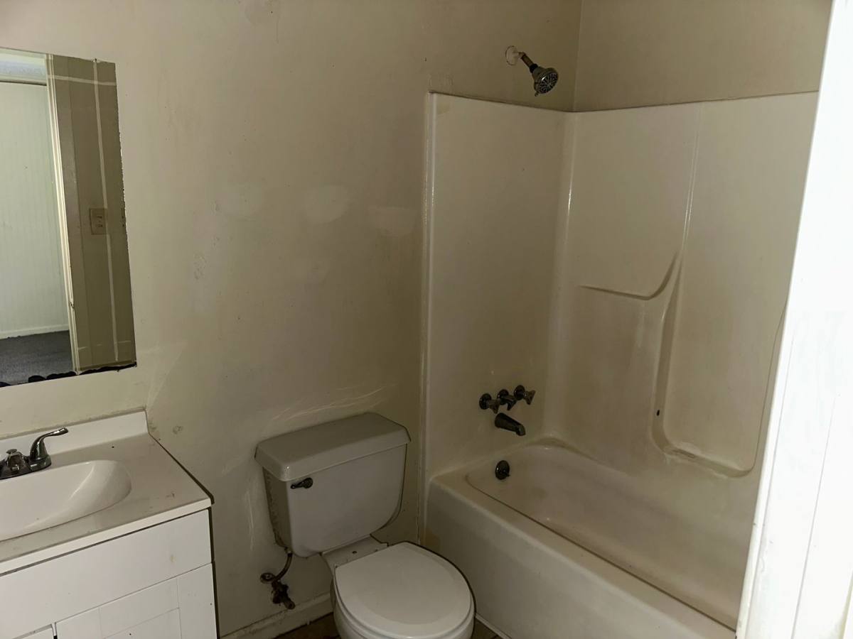 House for rent at 1430 Dianne Dr, Jackson, MS 39204