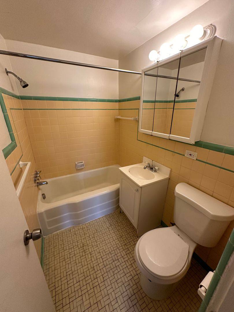 Condo for rent at 665 Washington St, Denver, CO 80203