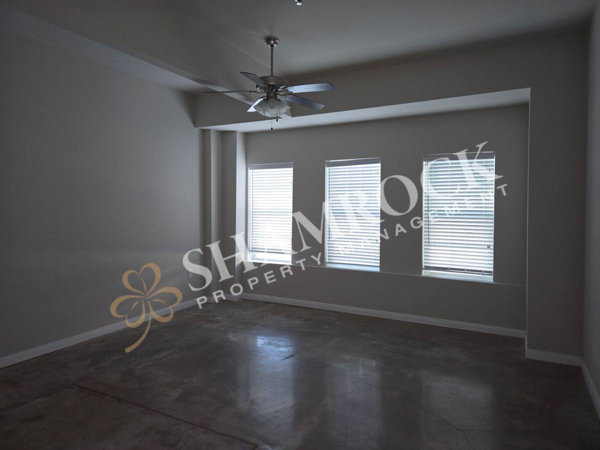 Apartment for rent at 1307 Austin Ave, Waco, TX 76701