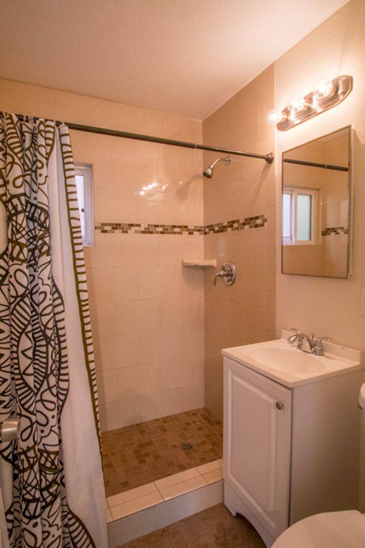 Apartment for rent at 830 W Mission Bay Dr, San Diego, CA 92109