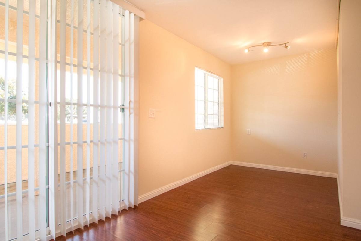 Apartment for rent at 830 W Mission Bay Dr, San Diego, CA 92109