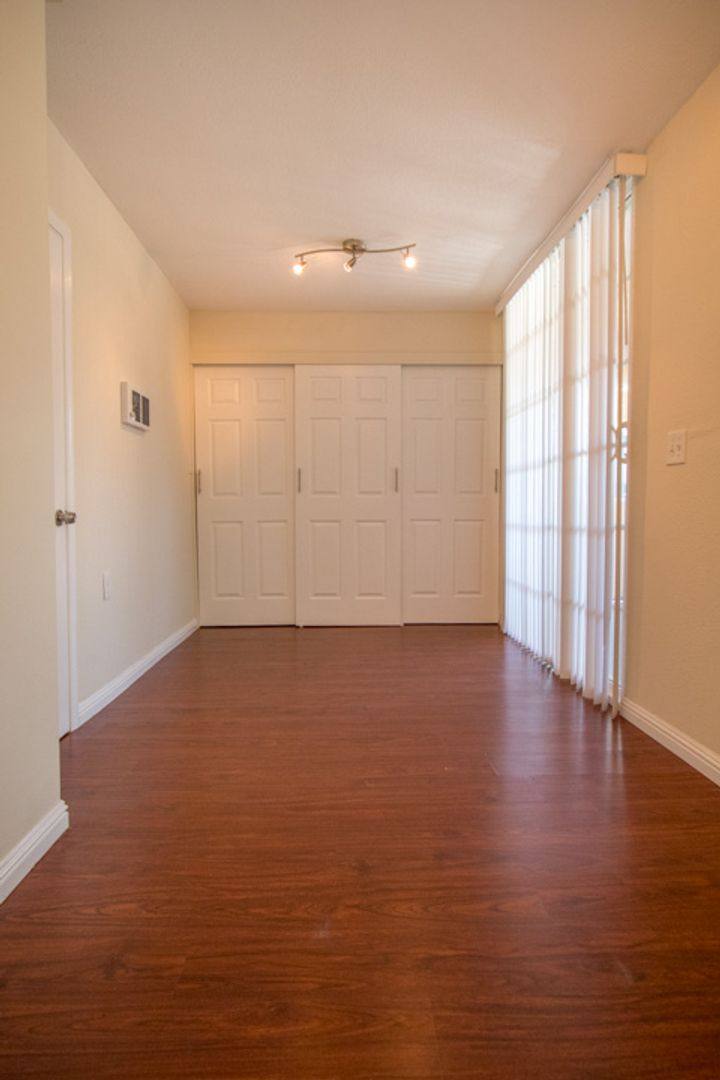 Apartment for rent at 830 W Mission Bay Dr, San Diego, CA 92109