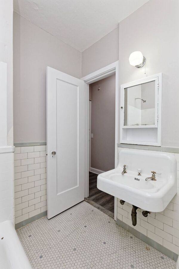 Apartment for rent at 2709 Dwight Way #10, Berkeley, CA 94704