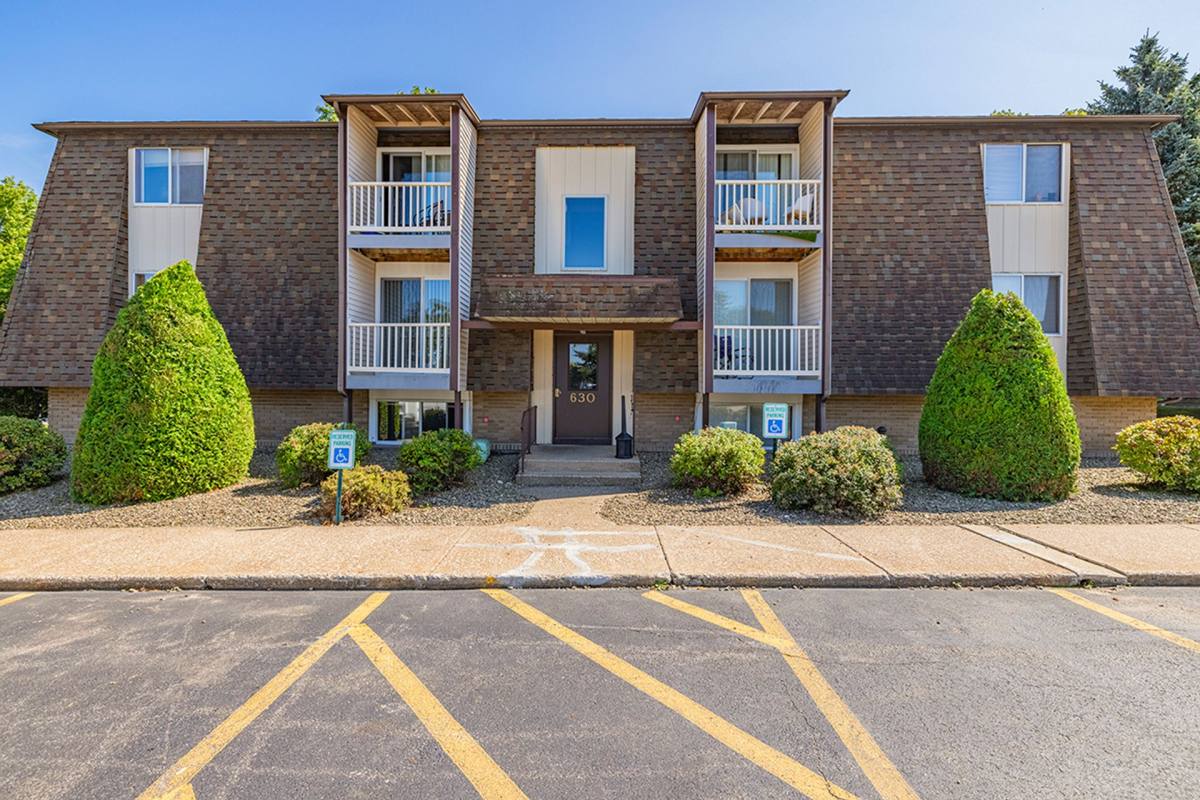 Apartment for rent at 610 Young Rd, Erie, PA 16509