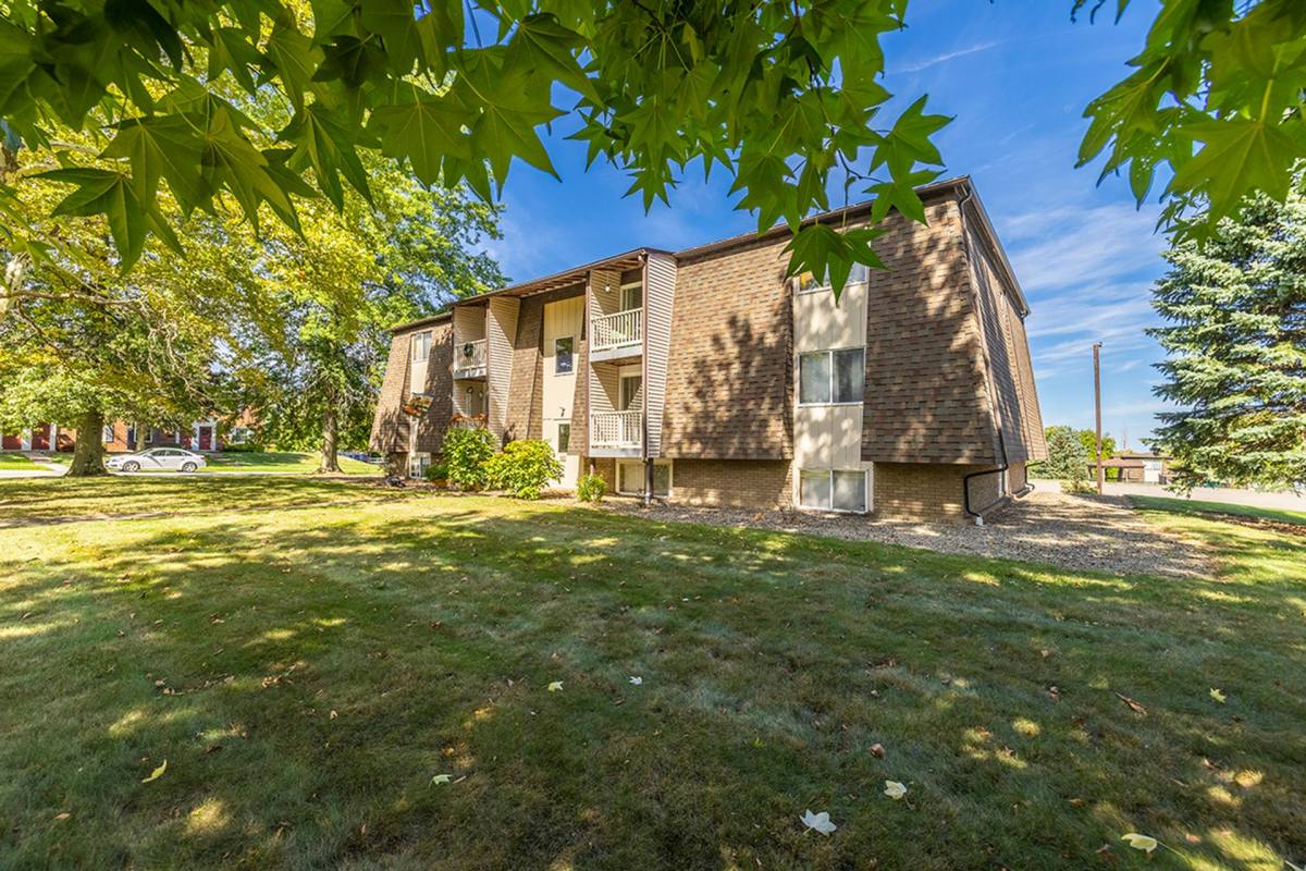 Apartment for rent at 610 Young Rd, Erie, PA 16509