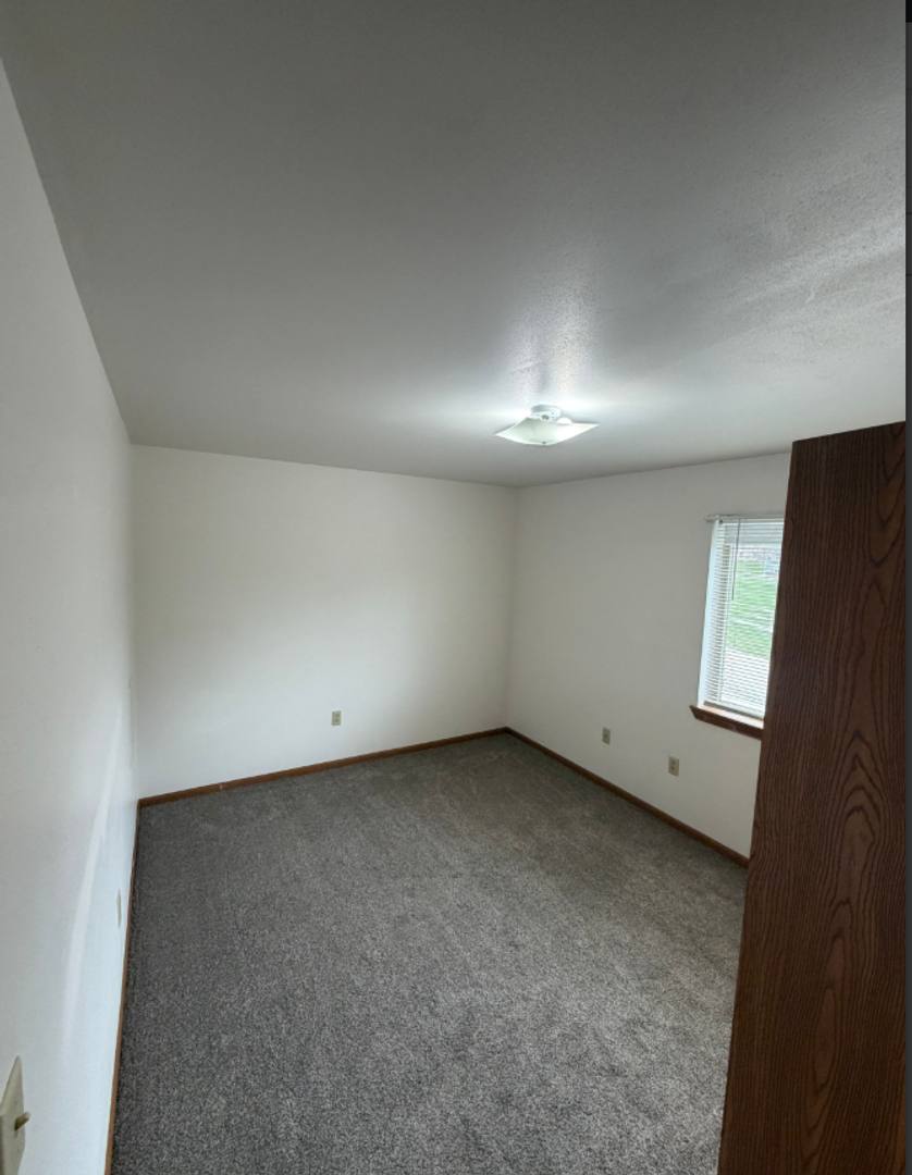 Apartment for rent at 110 W 11th St, Kaukauna, WI 54130