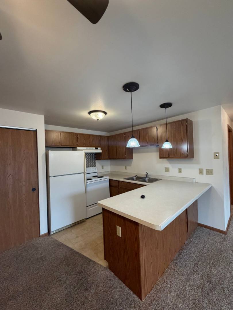 Apartment for rent at 110 W 11th St, Kaukauna, WI 54130