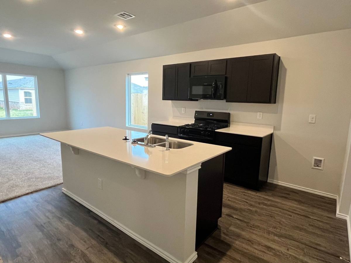 House for rent at 11625 Krew Way, Yukon, OK 73099