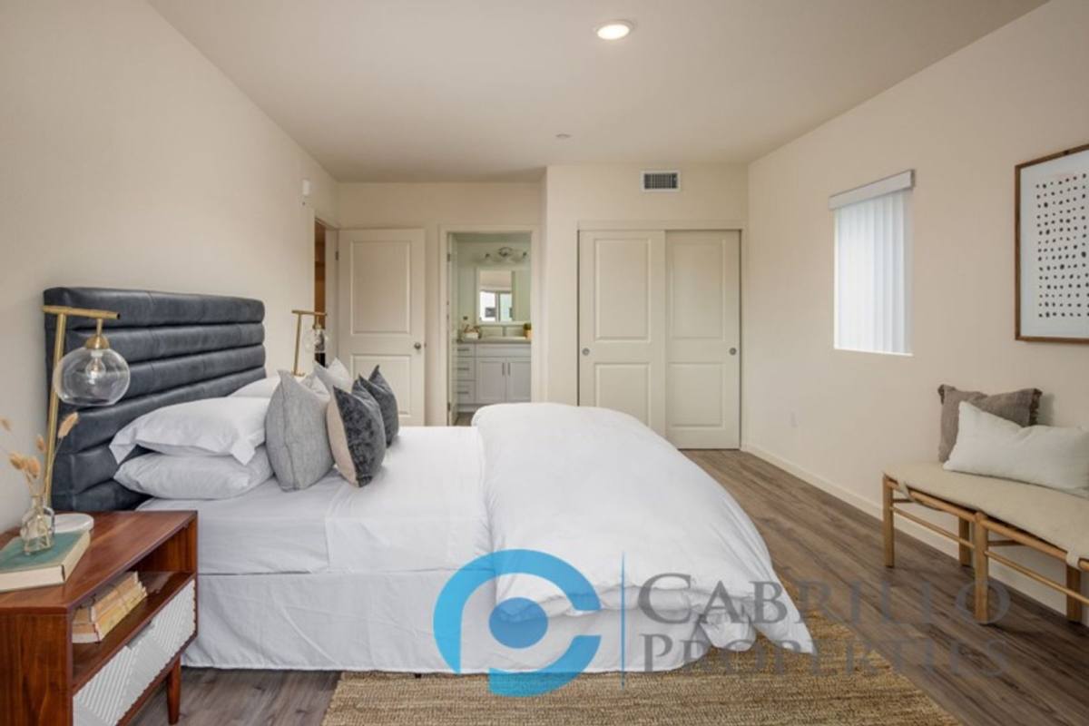 Apartment for rent at 5526 Lauretta St, San Diego, CA 92110