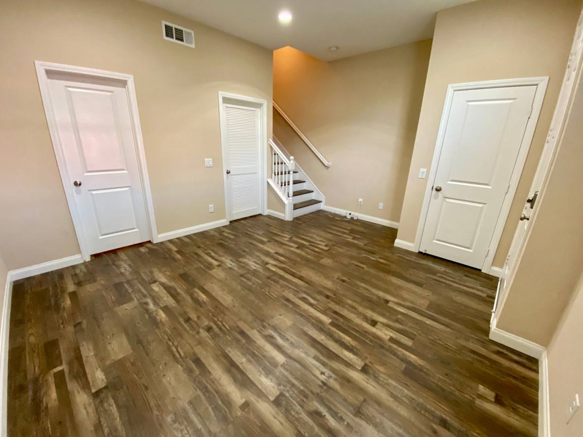 Townhouse for rent at 1029 N Citrus Ave, Covina, CA 91722