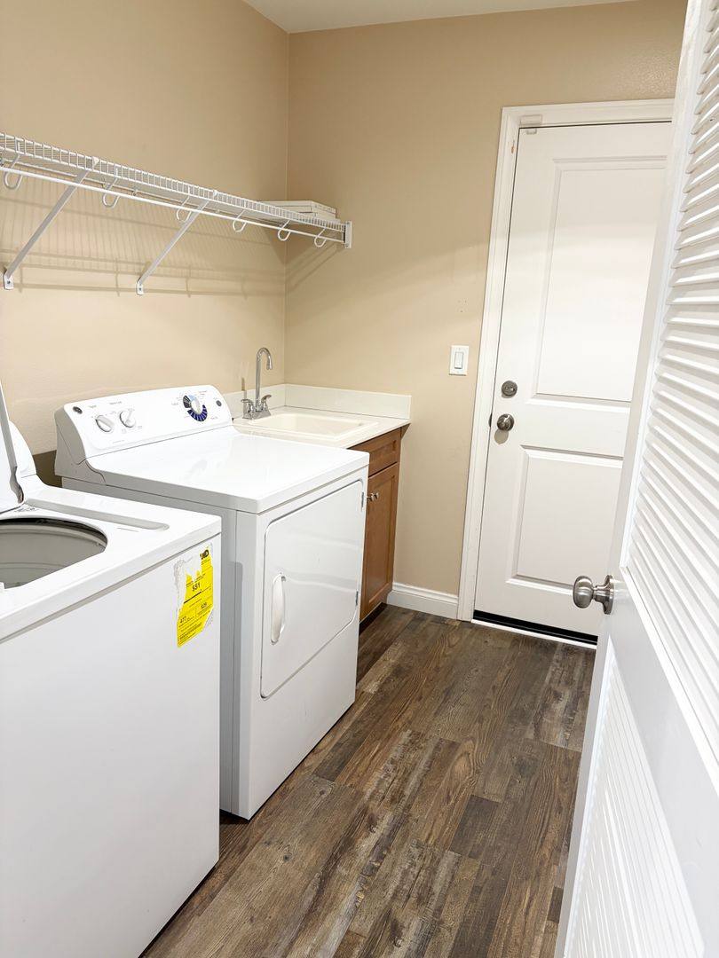 Townhouse for rent at 1029 N Citrus Ave, Covina, CA 91722
